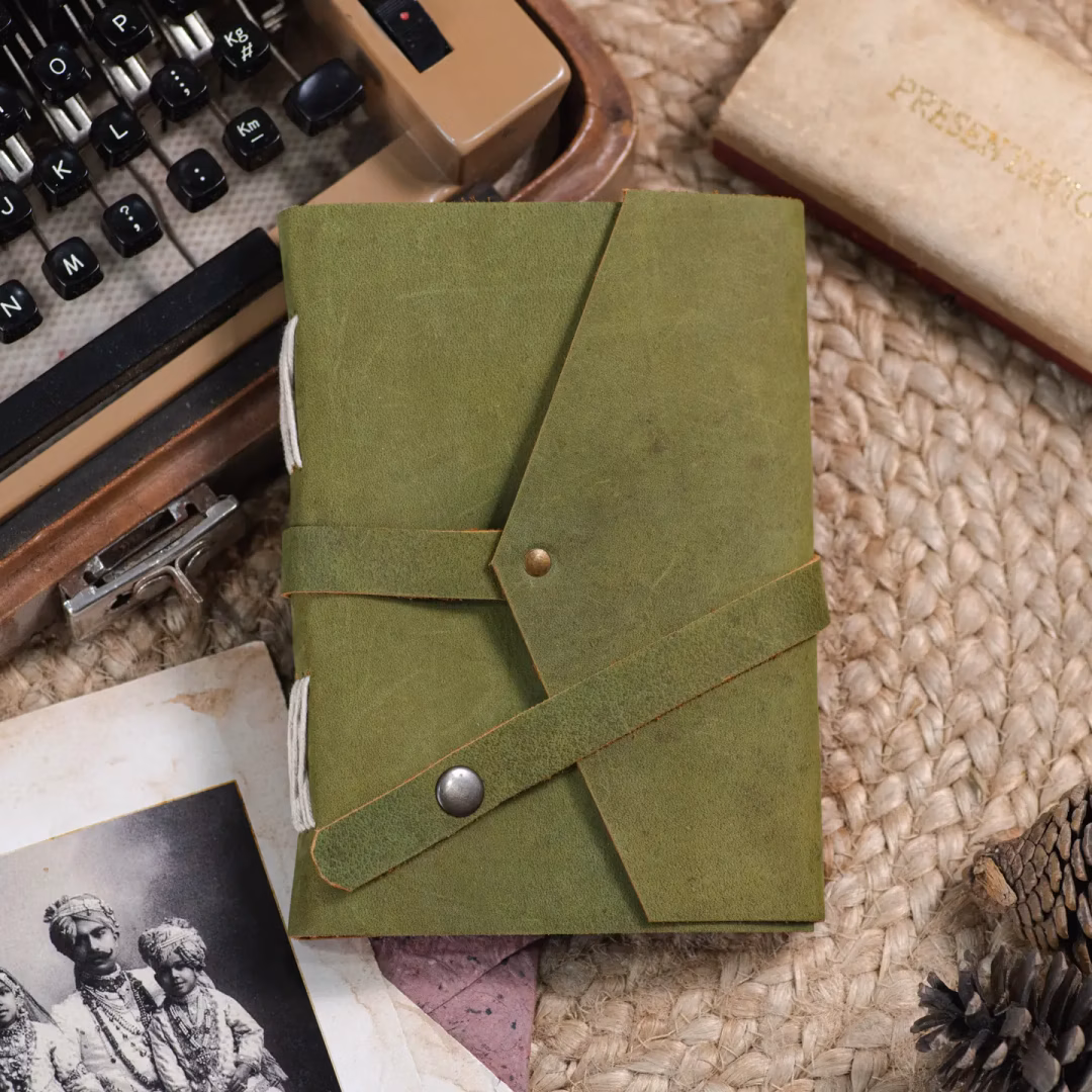 Jurnal Vintage din Piele Naturala Lucrat Manual – Craft Junky, Verde Oliv - Imaginea 6