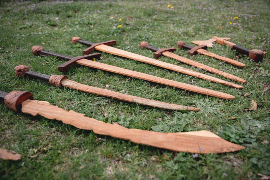 Sabie din Lemn pentru copii Atavik Saber, Sculptată Manual - Imaginea 3