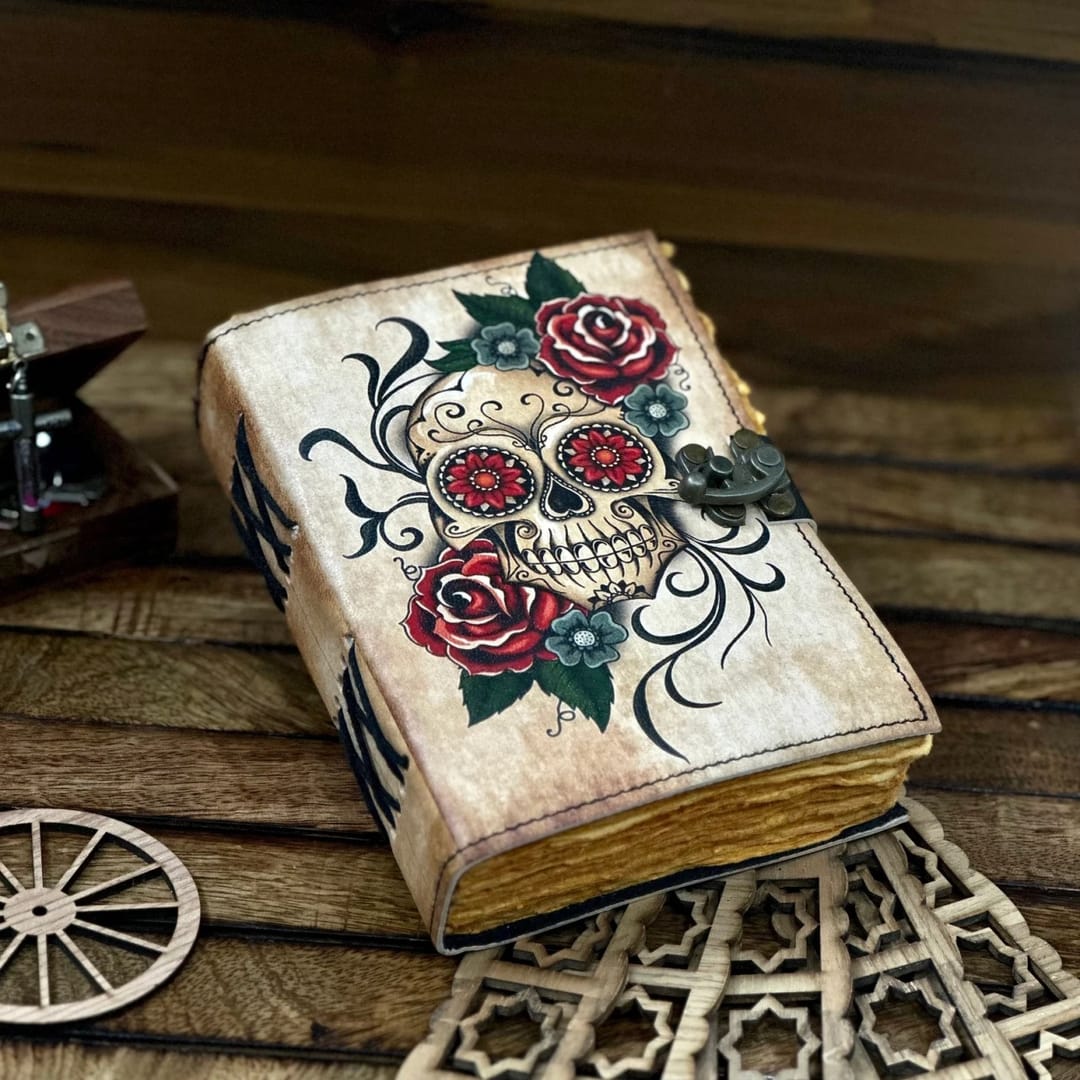 Jurnal Vintage din Piele Grimoire – Model „Sugar Skull & Roses” - Imaginea 5