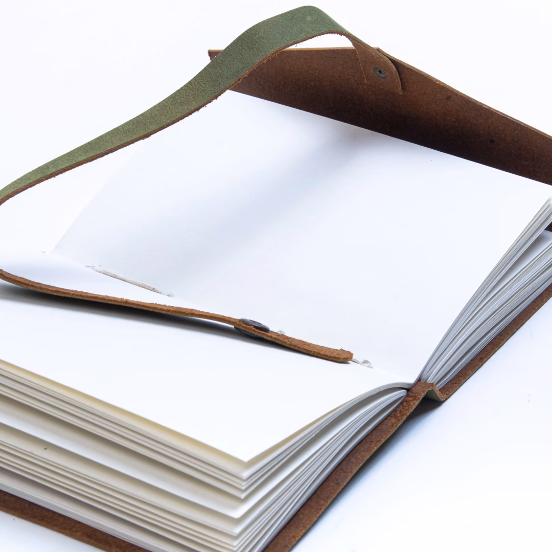 Jurnal Vintage din Piele Naturala Lucrat Manual – Craft Junky, Verde Oliv - Imaginea 2