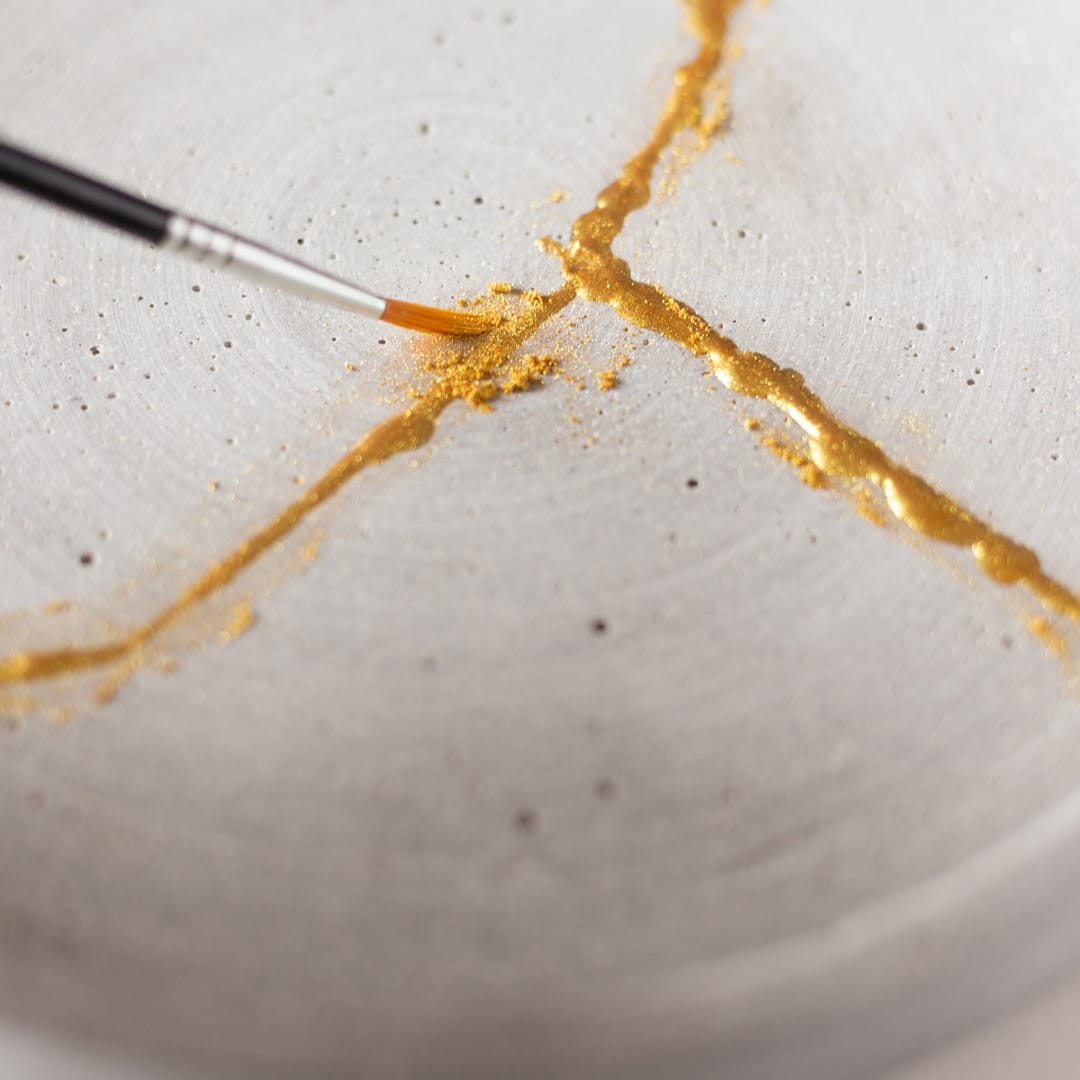 Kit DIY Kintsugi Box – Set Creativ pentru Repararea Ceramicii cu Aur și Argint (Artă Japoneză) - Imaginea 3