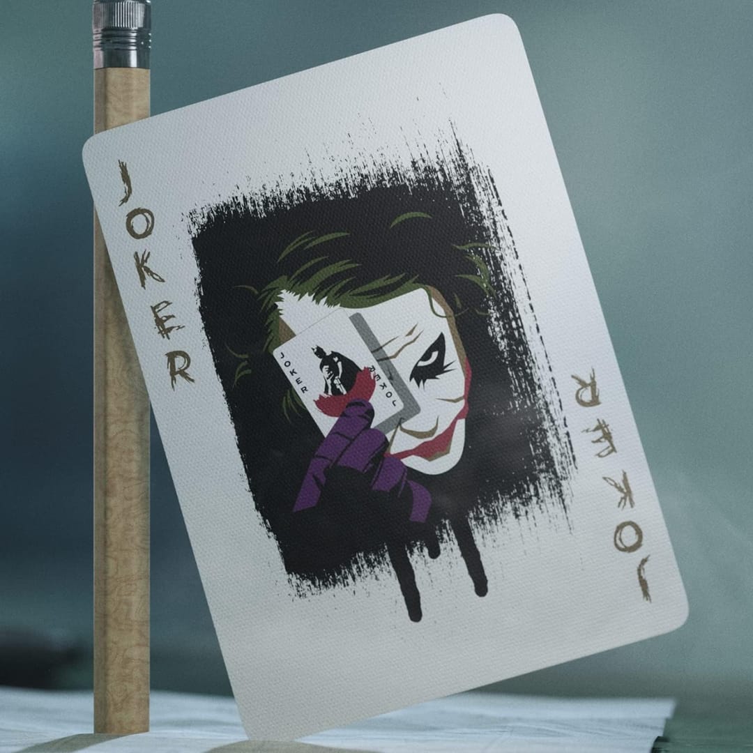 Cărți de Joc The Dark Knight Trilogy – Justiția în Detalii de Lux : Theory11: - Imaginea 4