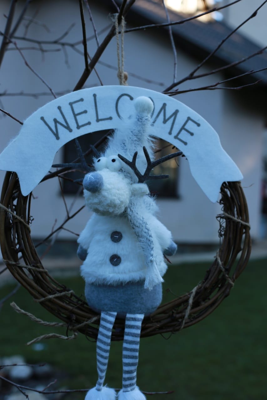 Coroniță din Ratan cu Figurină Festivă și Mesaj „Welcome” - Imaginea 4